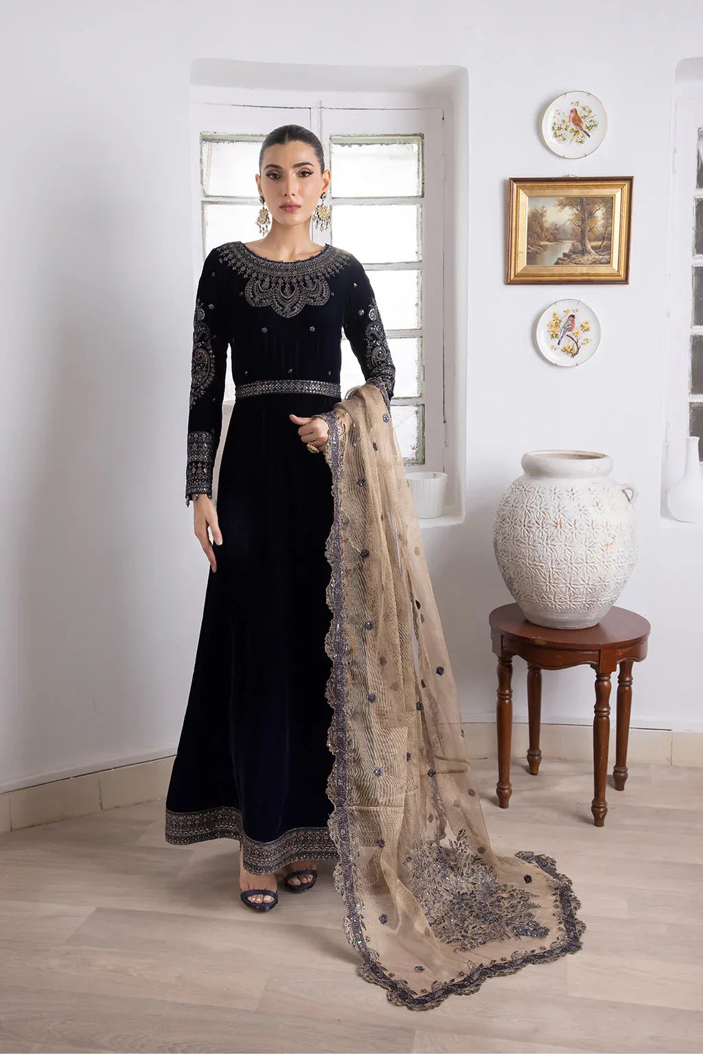 IZNIK | IV-36 ELAHEH - Rang-e-Khaas