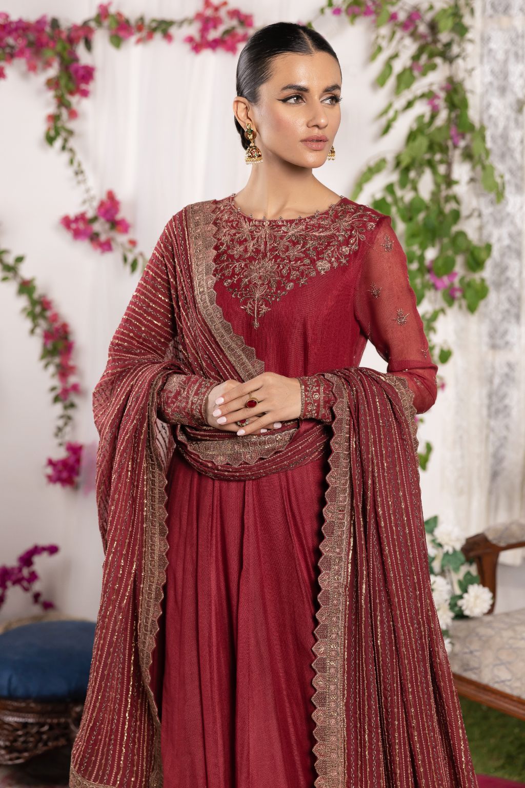 IZNIK | Poinsettia - Rang-e-Khaas