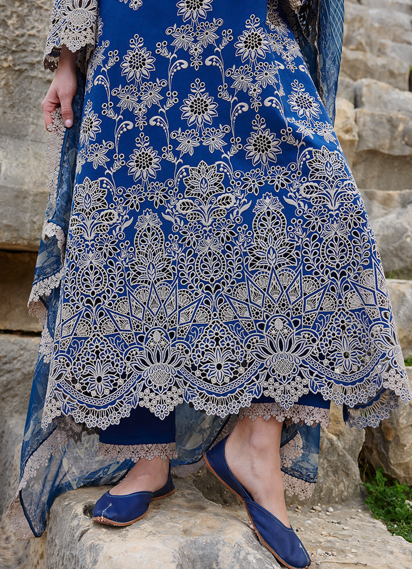 Image | Lawnkari 25 | Qarba - Rang-e-Khaas