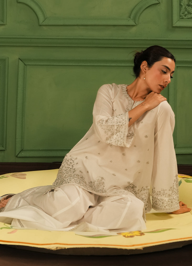 Image | Spring the Tea | ICSE-213473-12376 - Rang-e-Khaas