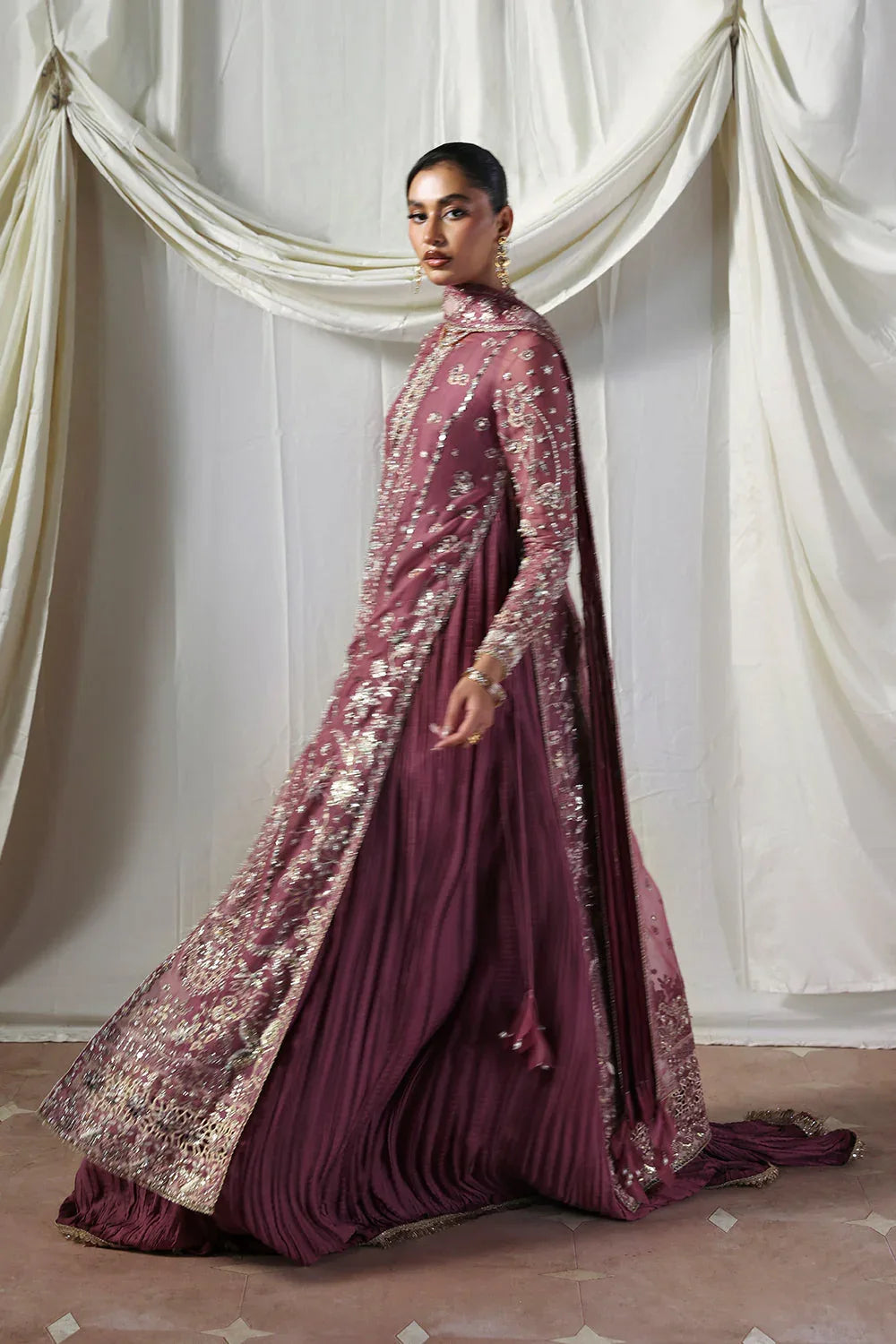 Soraya | Lumene Festive 26 | Isolde - Rang-e-Khaas