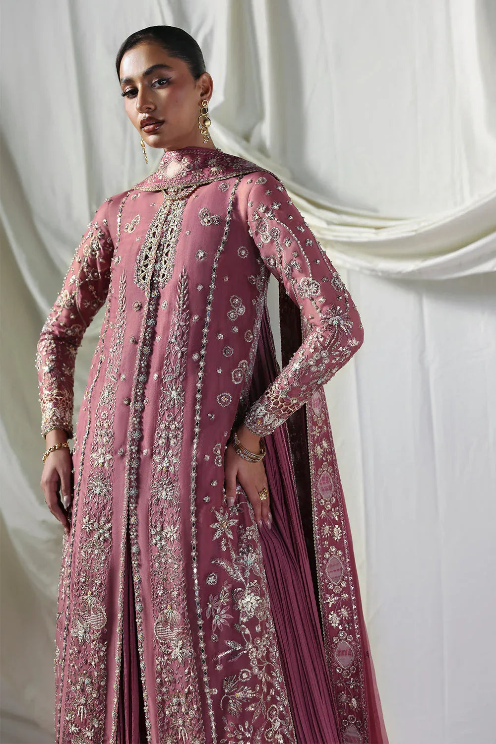 Soraya | Lumene Festive 26 | Isolde - Rang-e-Khaas