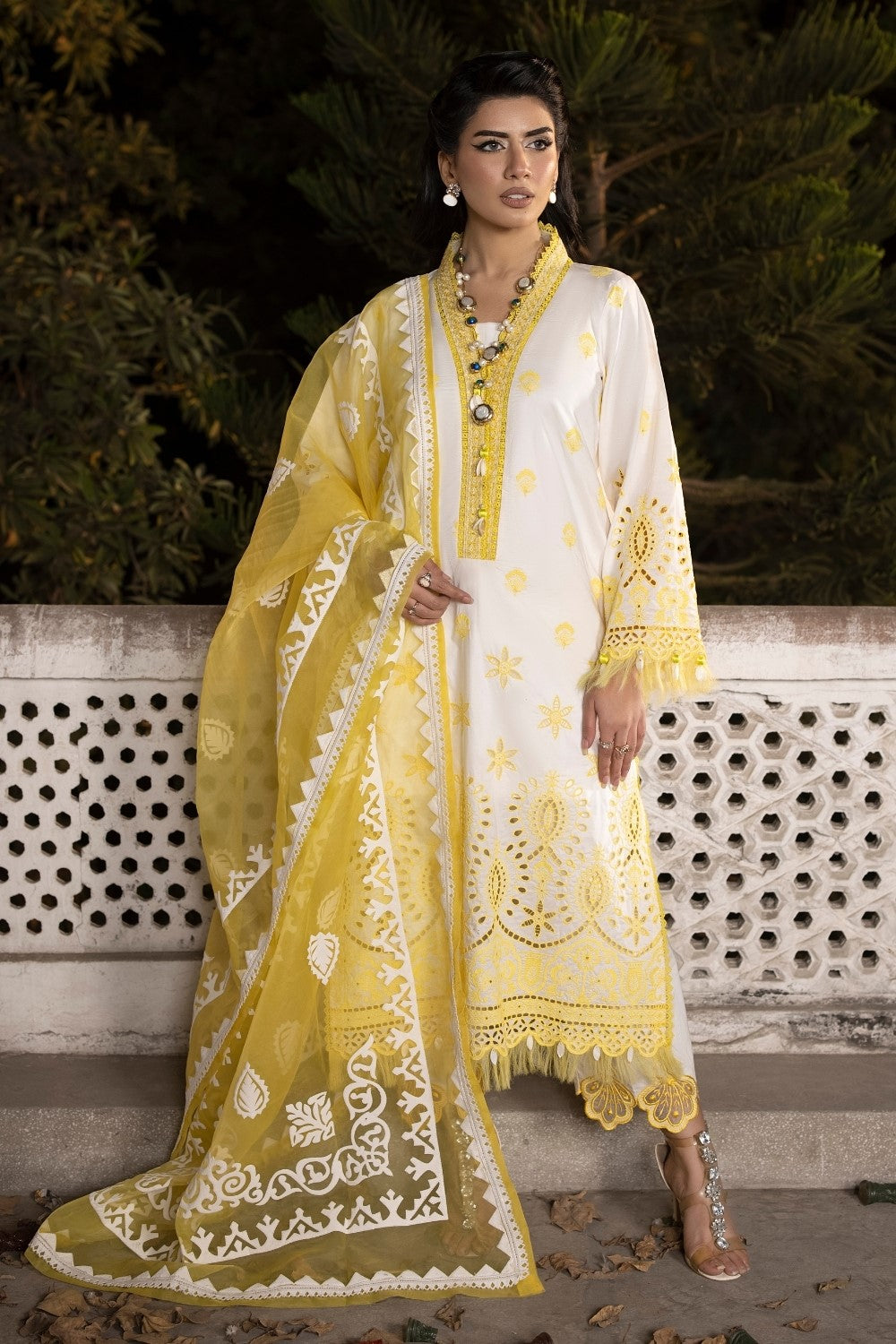 Ittehad | Embroidered Lawn | I-11 - Rang-e-Khaas