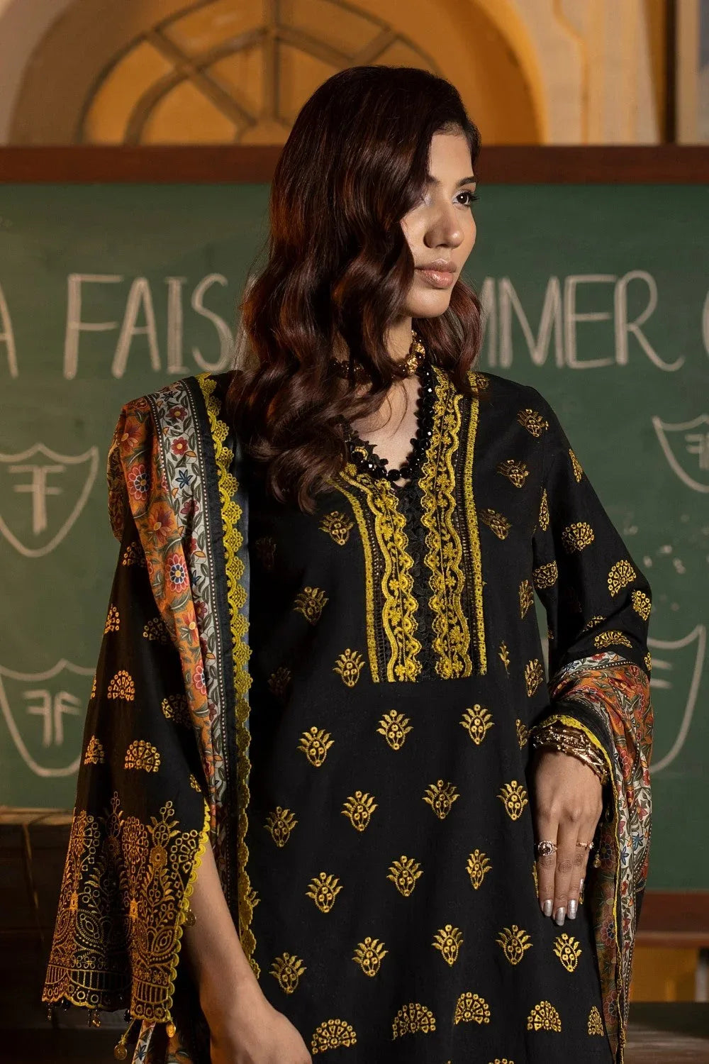 Ittehad | Embroidered Lawn | I-12 - Rang-e-Khaas