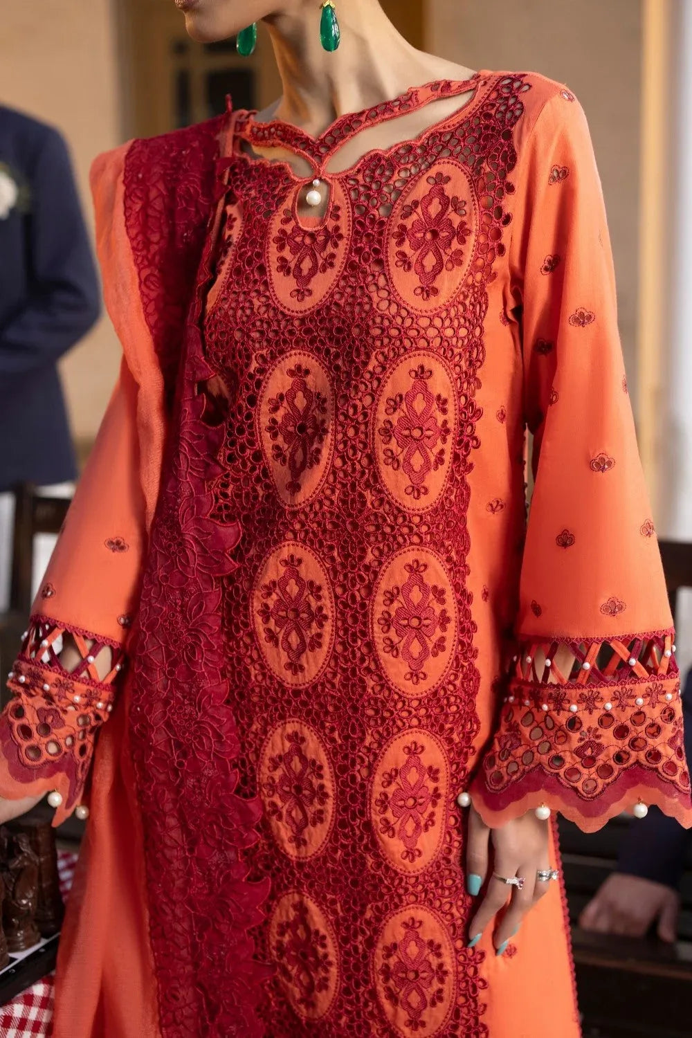 Ittehad | Embroidered Lawn | I-18 - Rang-e-Khaas