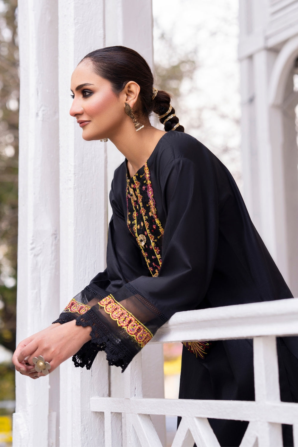 Ittehad | Embroidered Lawn | I-19 - Rang-e-Khaas