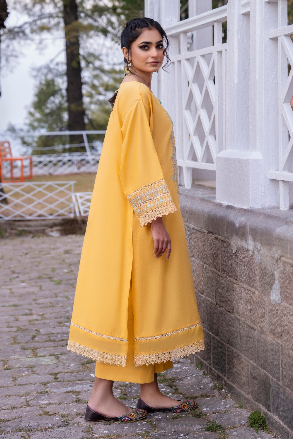 Ittehad | Embroidered Lawn | I-20 - Rang-e-Khaas