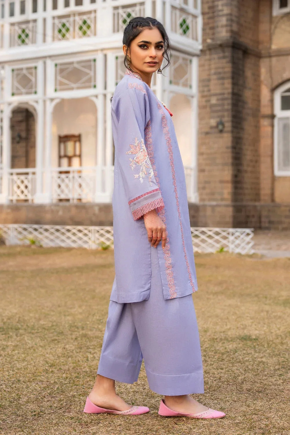 Ittehad | Embroidered Lawn | I-22 - Rang-e-Khaas