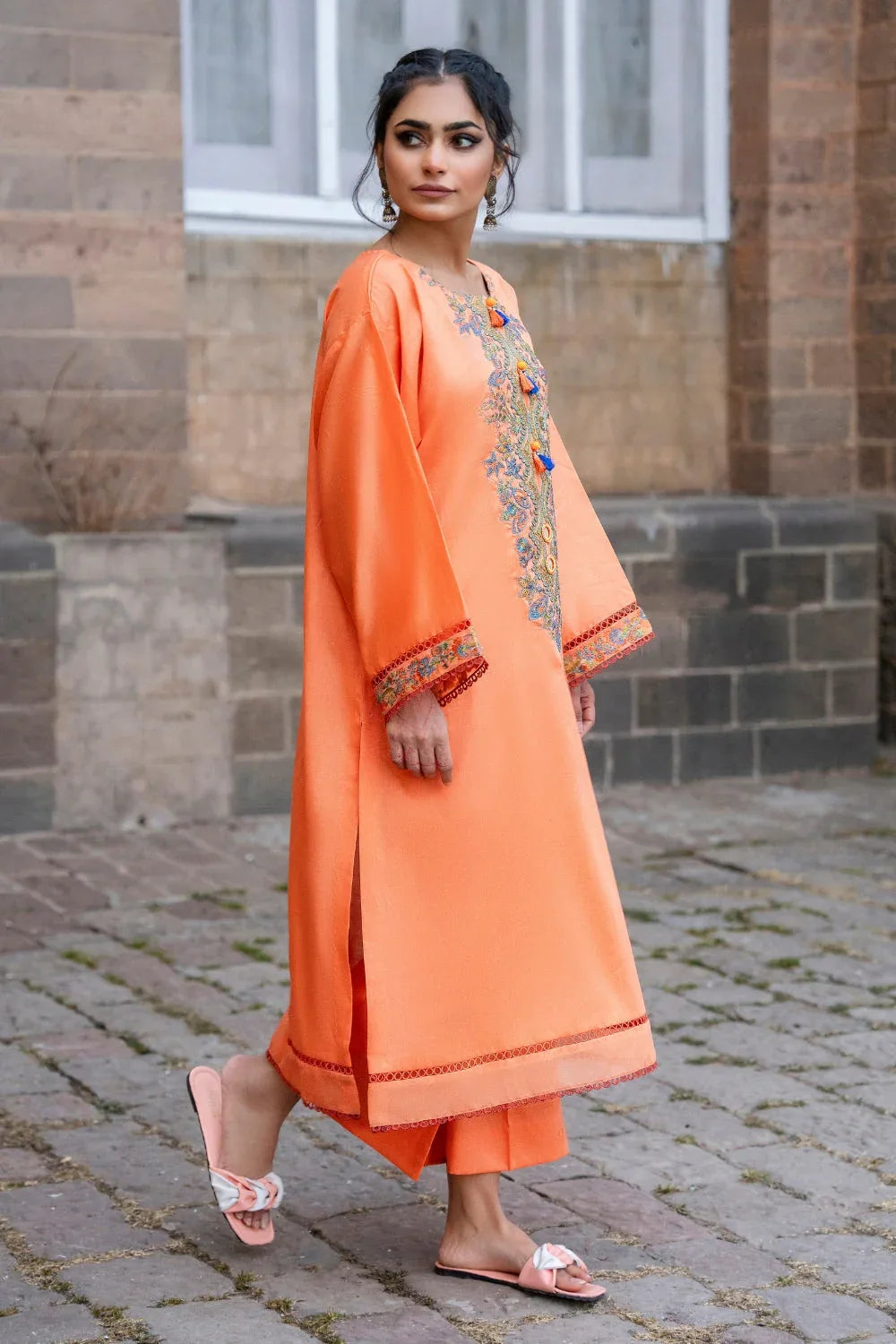 Ittehad | Embroidered Lawn | I-24 - Rang-e-Khaas