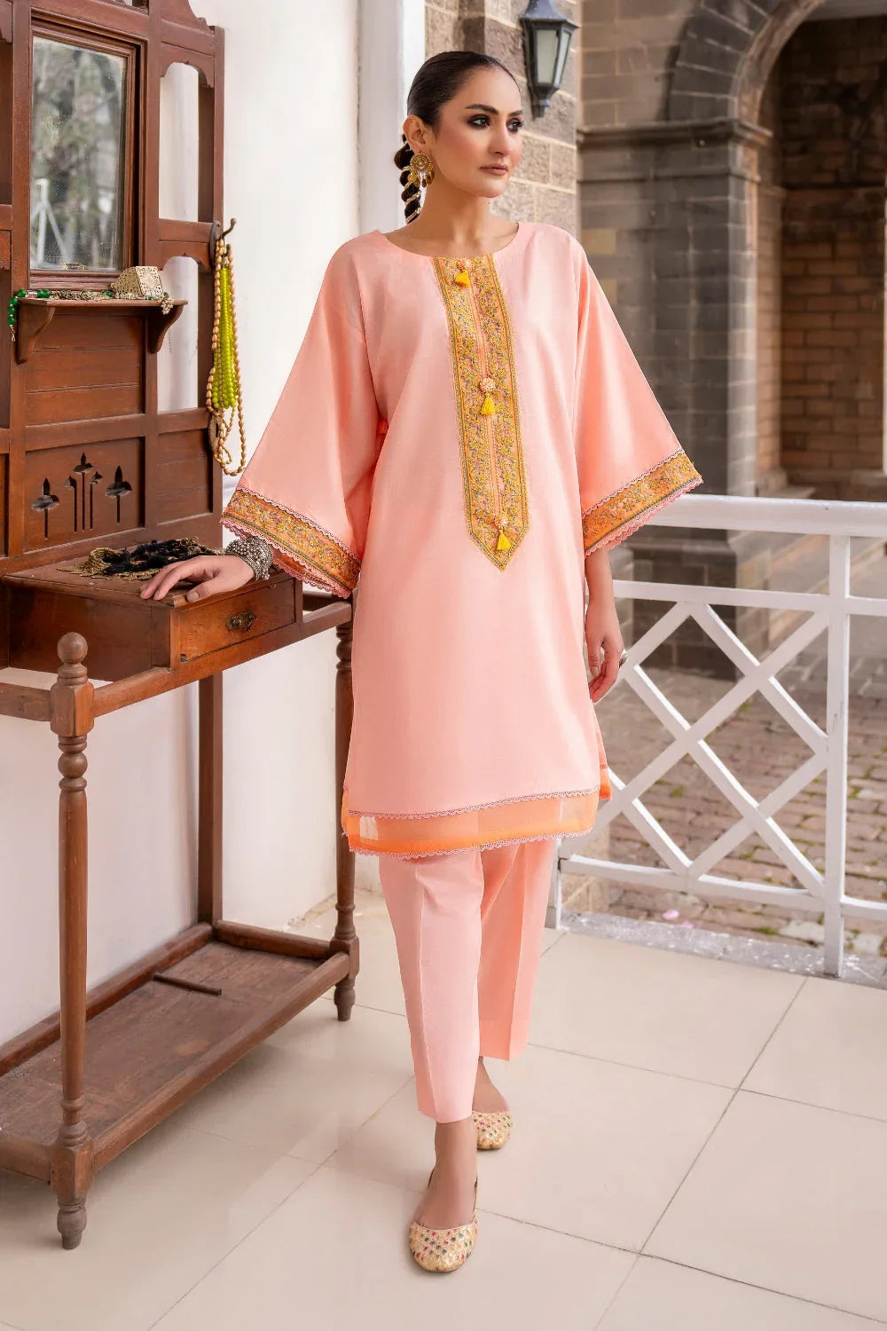 Ittehad | Embroidered Lawn | I-25 - Rang-e-Khaas