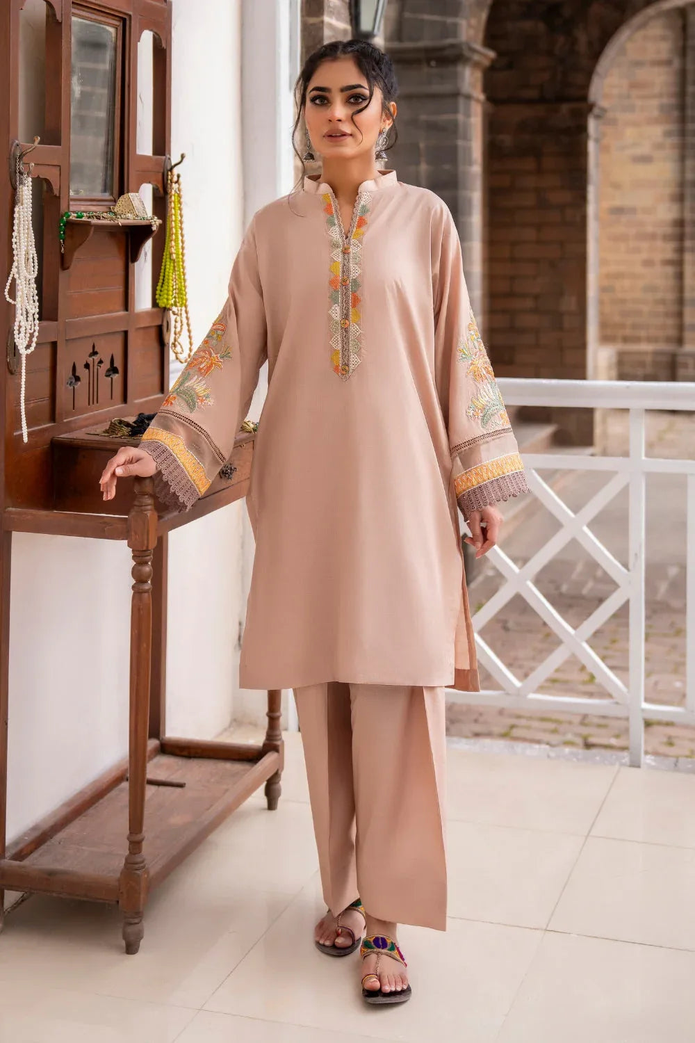 Ittehad | Embroidered Lawn | I-26 - Rang-e-Khaas