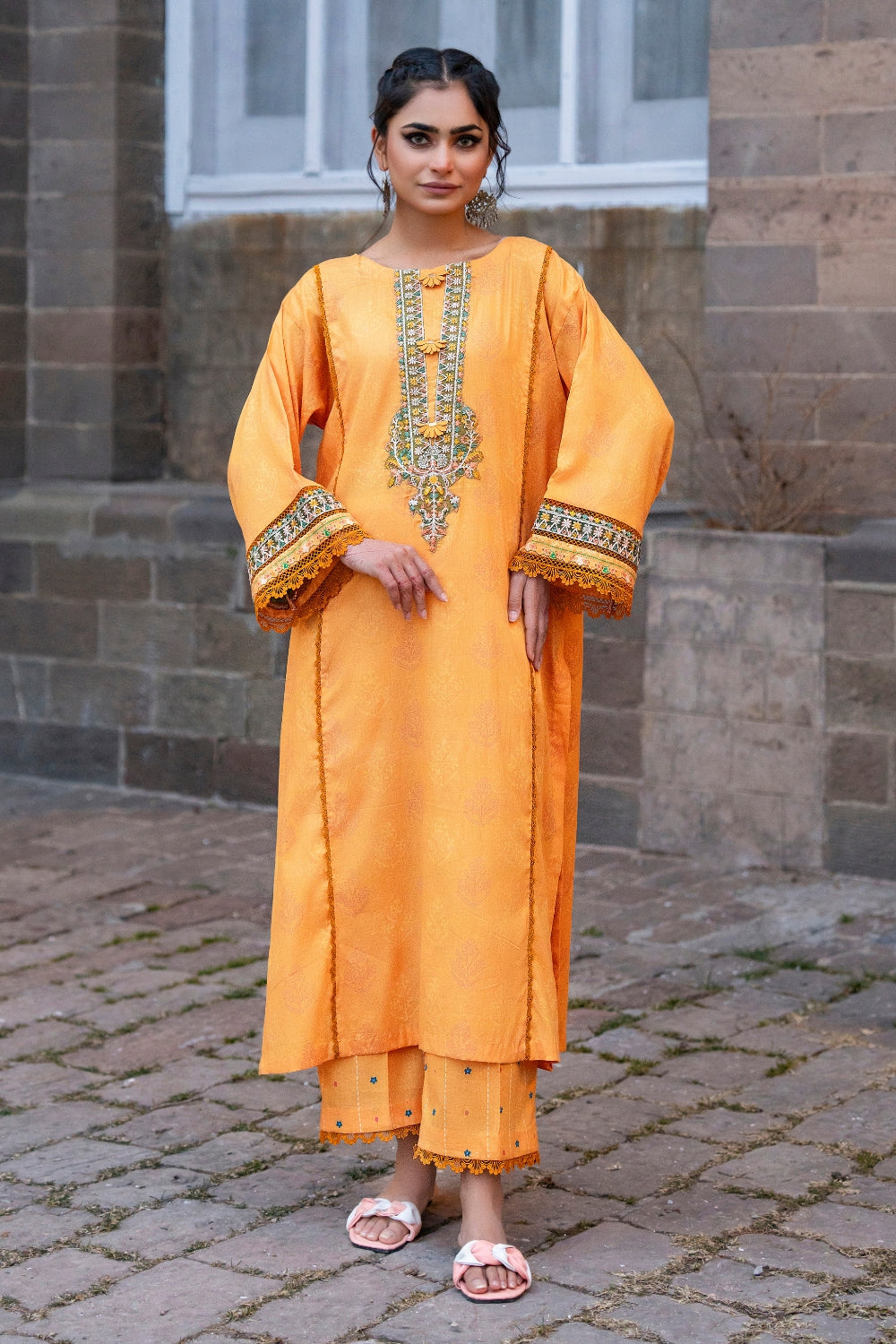 Ittehad | Embroidered Lawn | I-27 - Rang-e-Khaas