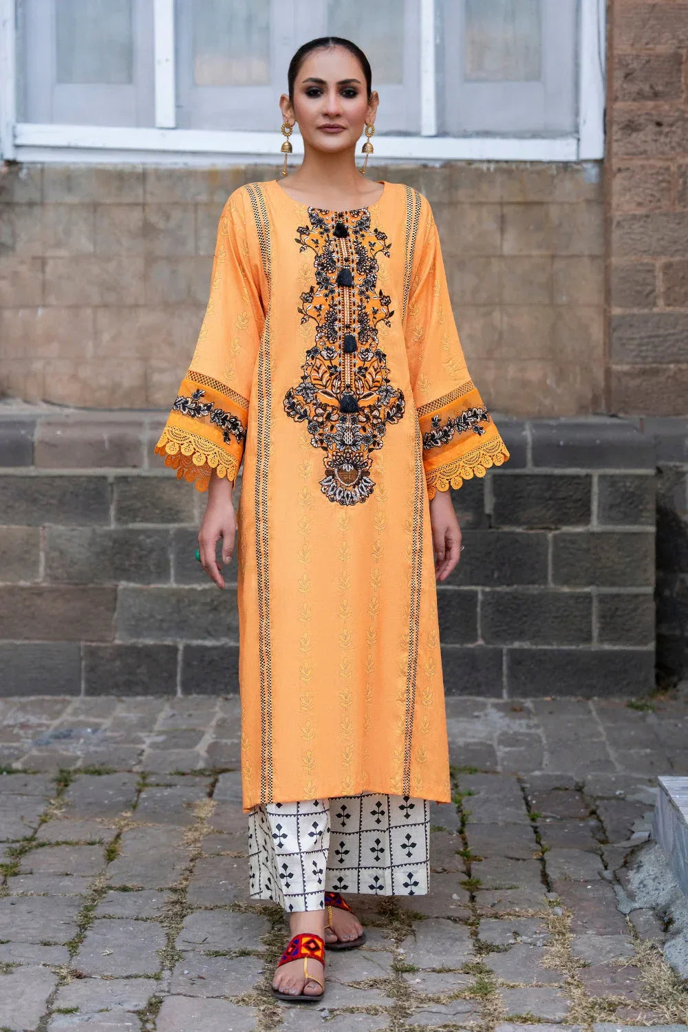 Ittehad | Embroidered Lawn | I-28 - Rang-e-Khaas
