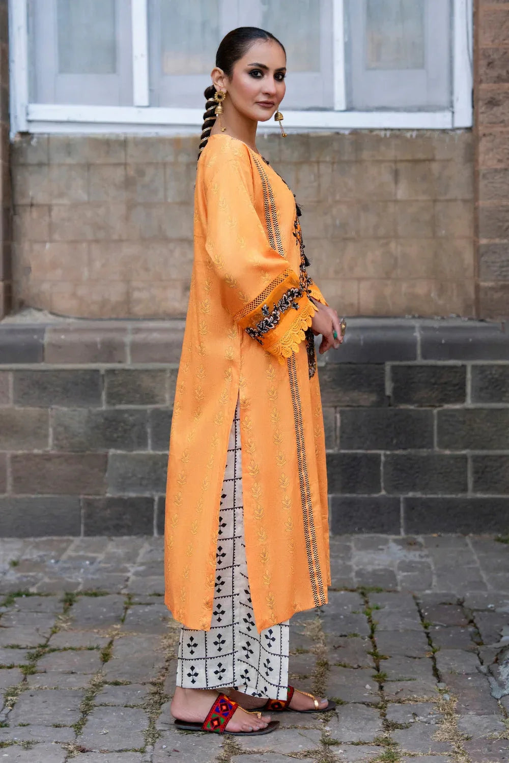 Ittehad | Embroidered Lawn | I-28 - Rang-e-Khaas