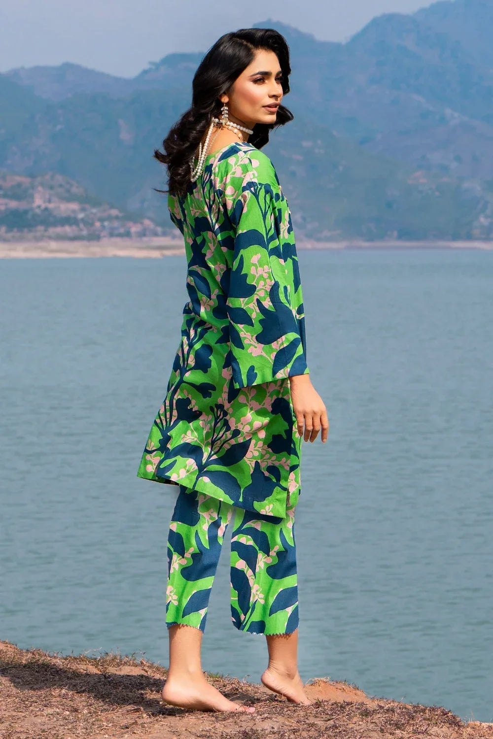 Ittehad | Embroidered Lawn | I-29 - Rang-e-Khaas