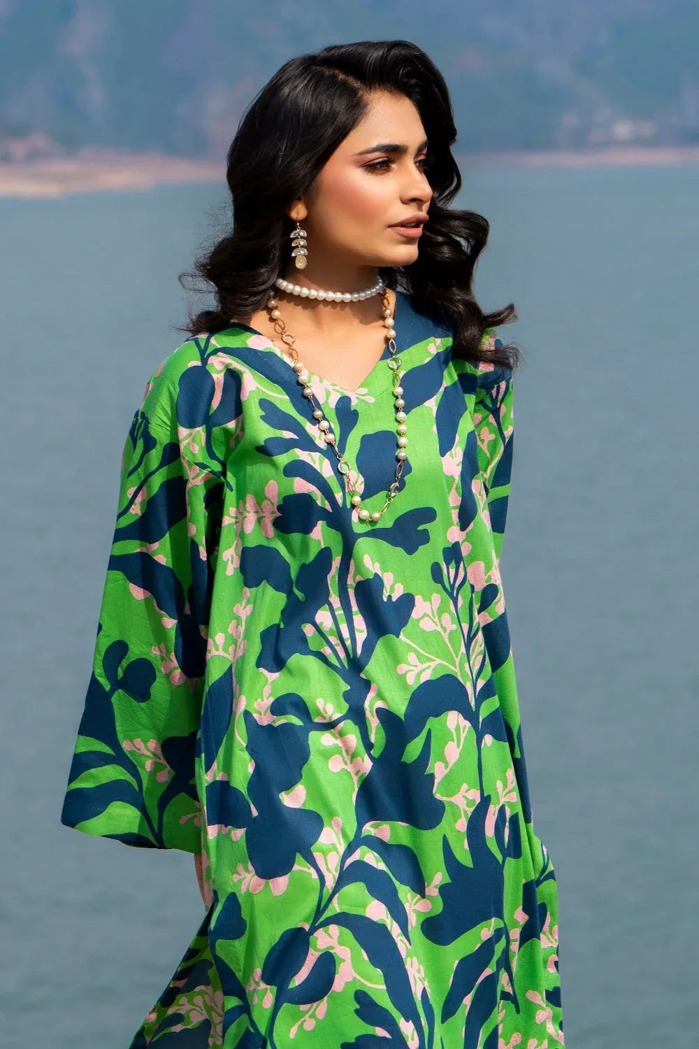 Ittehad | Embroidered Lawn | I-29 - Rang-e-Khaas