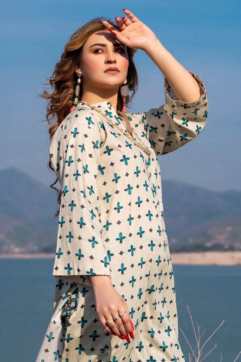Ittehad | Embroidered Lawn | I-31 - Rang-e-Khaas