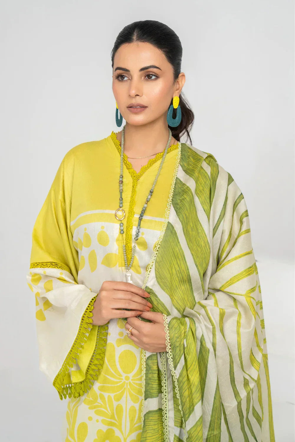 Ittehad | Printed Lawn 24 | IP3P06-3PS-LMN - Rang-e-Khaas