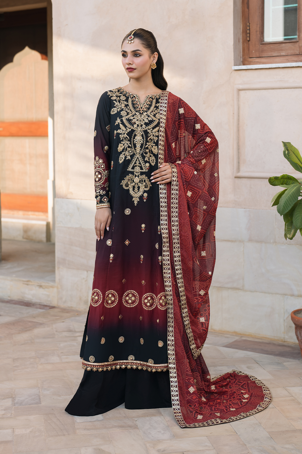 Iznik | Bandhani Formals | UE-330 - Rang-e-Khaas