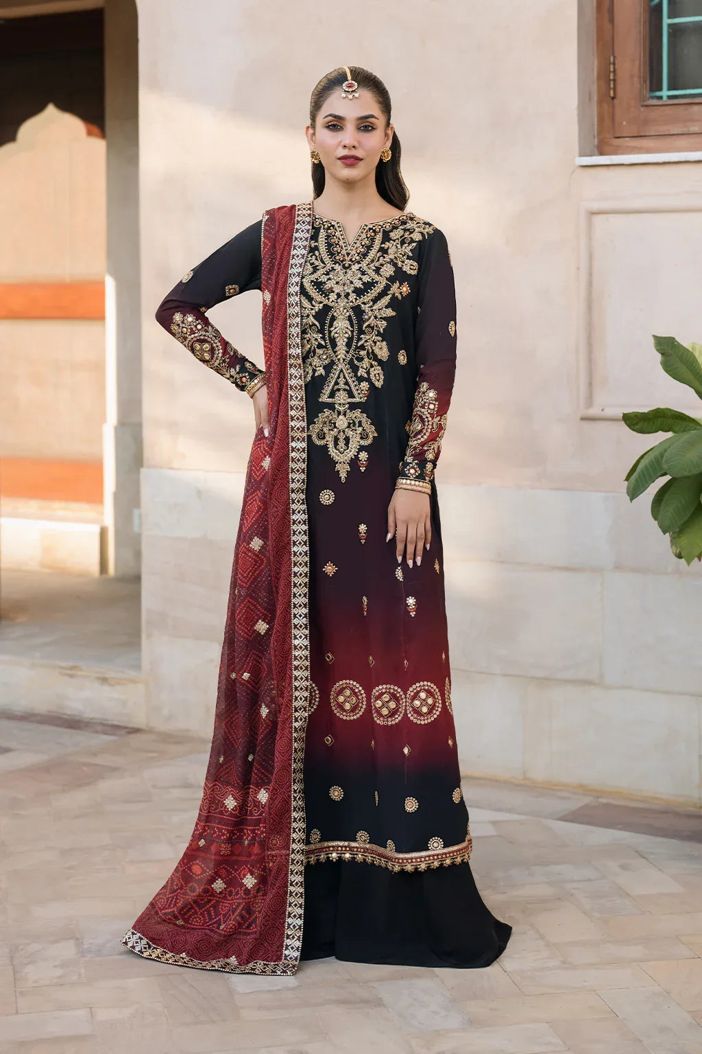 Iznik | Bandhani Formals | UE-330 - Rang-e-Khaas