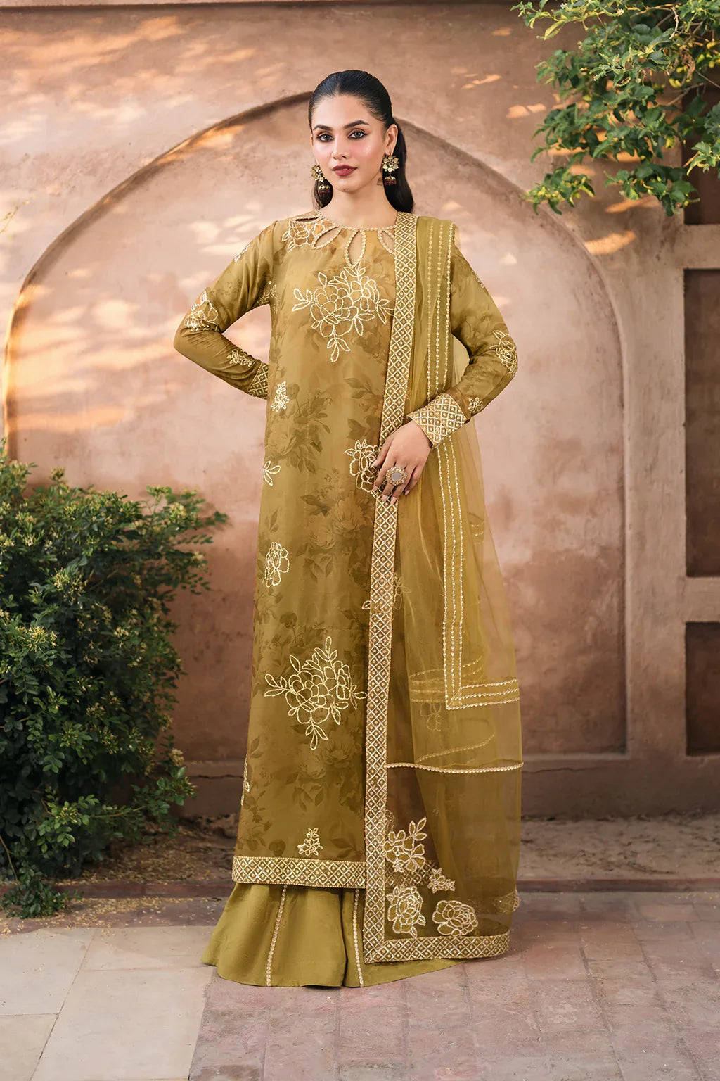 Iznik | Bandhani Formals | UE-332 - Rang-e-Khaas