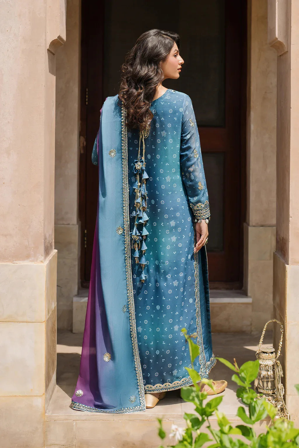 Iznik | Bandhani Formals | UE-335 - Rang-e-Khaas