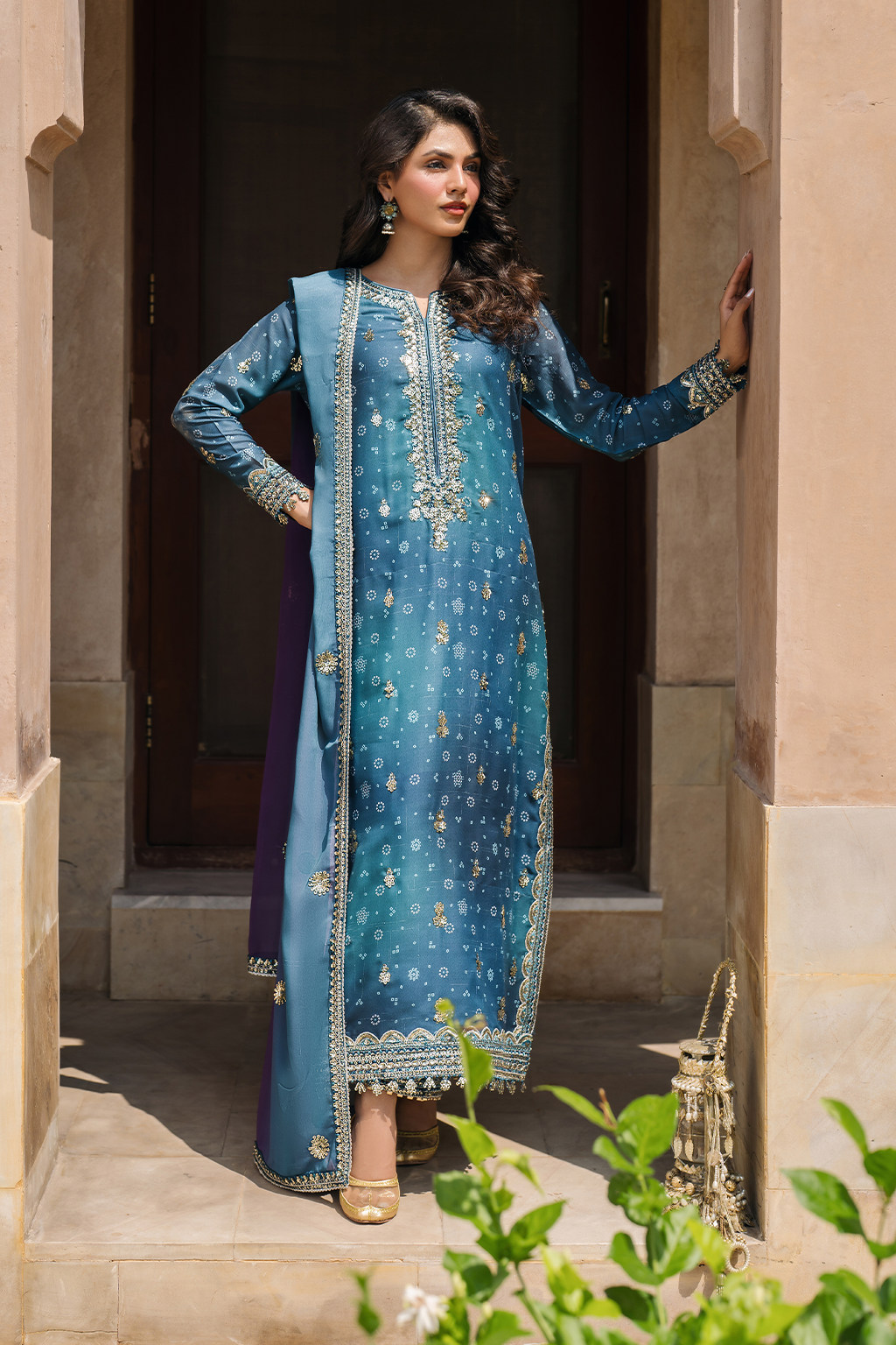 Iznik | Bandhani Formals | UE-335 - Rang-e-Khaas