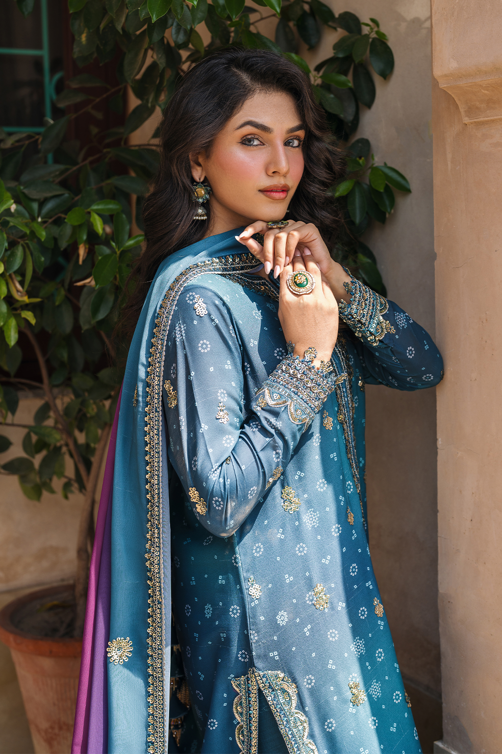 Iznik | Bandhani Formals | UE-335 - Rang-e-Khaas