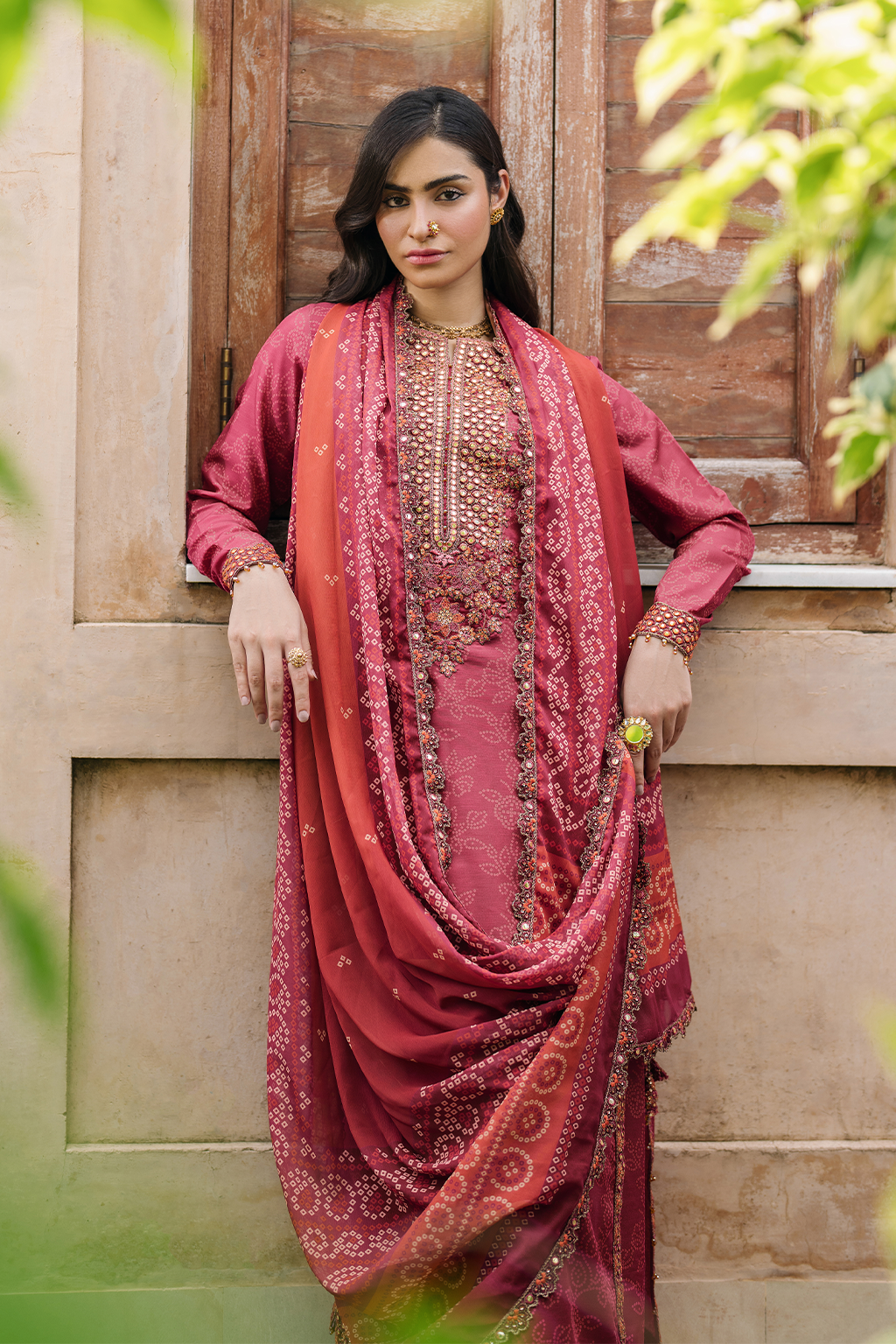 Iznik | Bandhani Formals | UE-336 - Rang-e-Khaas