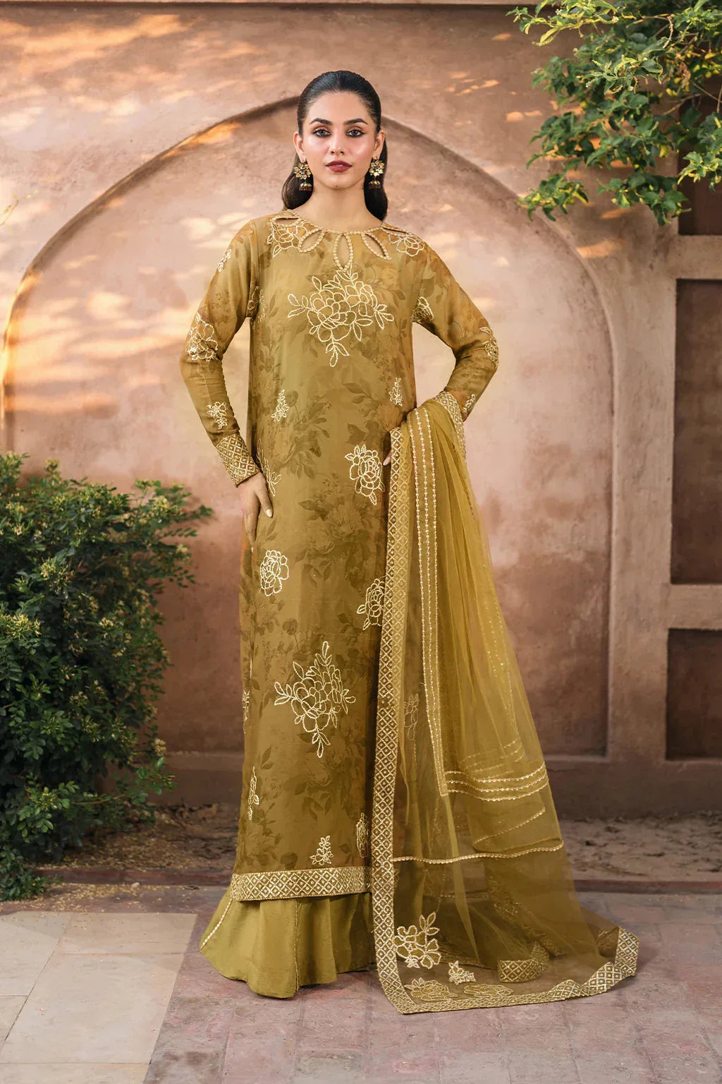 Iznik | Bandhani | UE-332 Embroidered Chiffon - Rang-e-Khaas