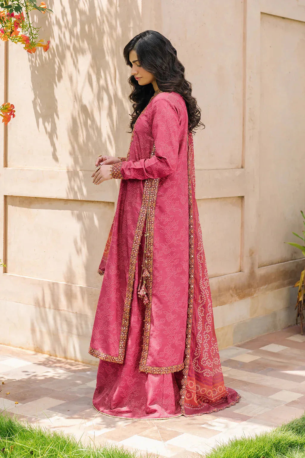 Iznik | Bandhani | UE-336 Embroidered Chiffon - Rang-e-Khaas