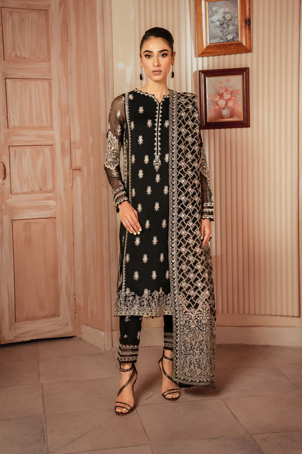 Iznik | Chiffonkari Formals | ICK-03 Embroidered Chiffon - Rang-e-Khaas