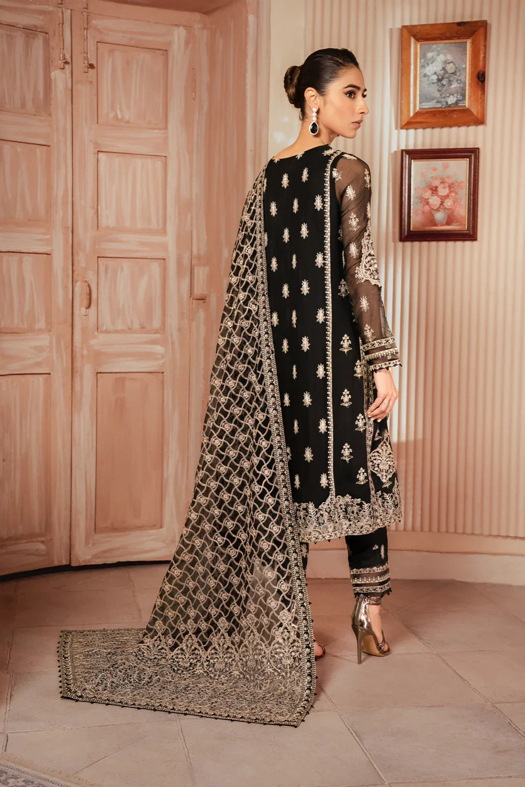 Iznik | Chiffonkari Formals | ICK-03 Embroidered Chiffon - Rang-e-Khaas