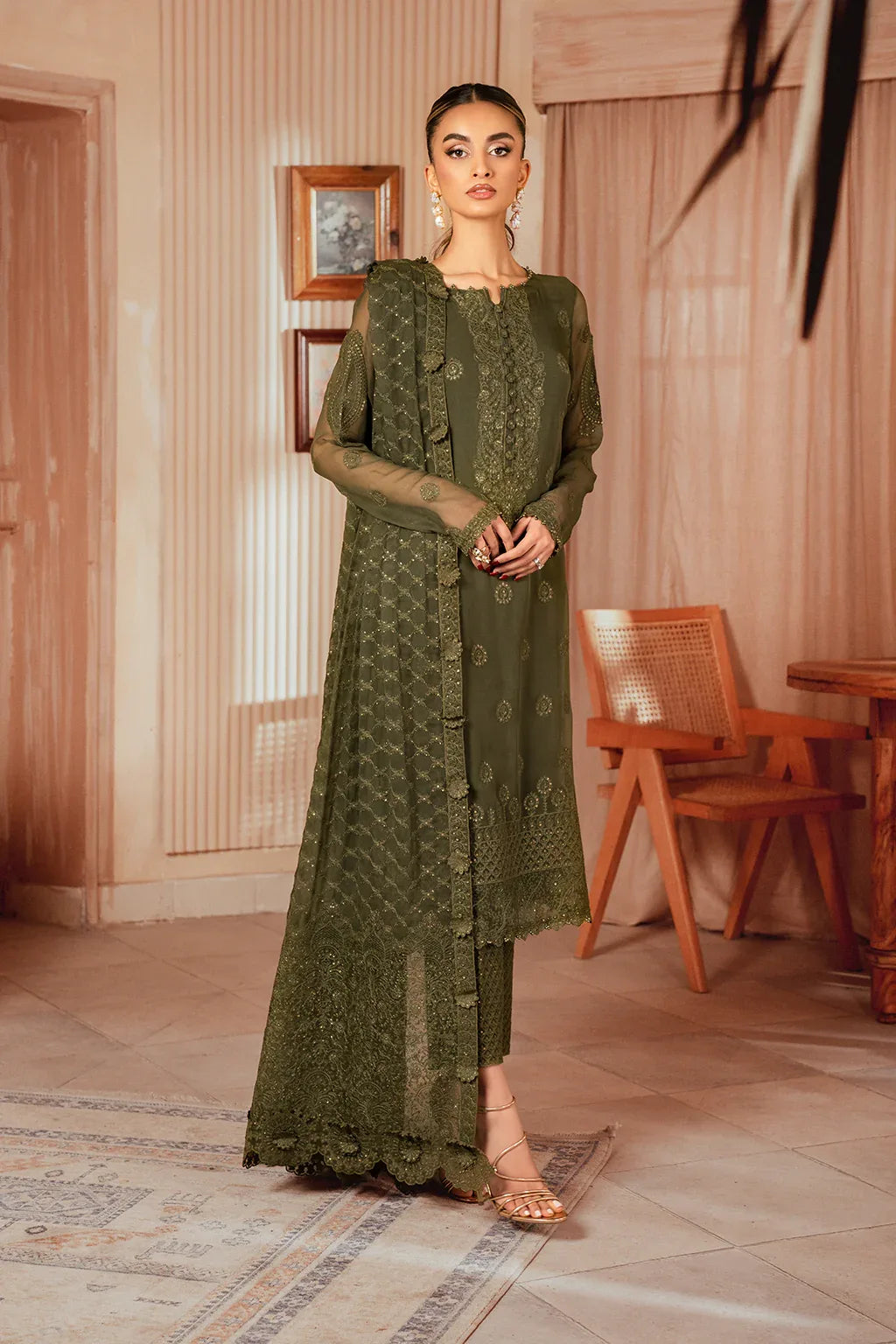 Iznik | Chiffonkari Formals | ICK-05 Embroidered Chiffon - Rang-e-Khaas