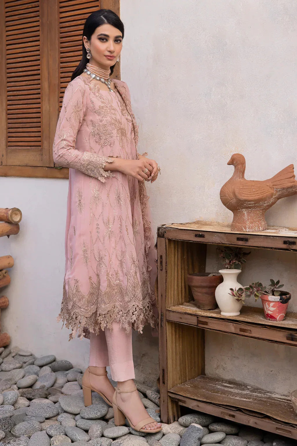 Iznik | Chinnon Chiffon | CC-22 ORIANA - Rang-e-Khaas