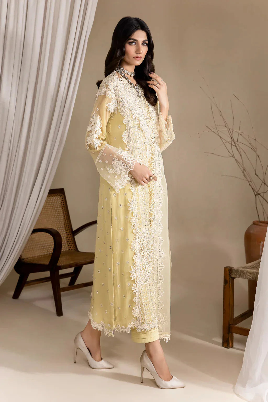 Iznik | Chinnon Chiffon | CC-23 DELILAH - Rang-e-Khaas