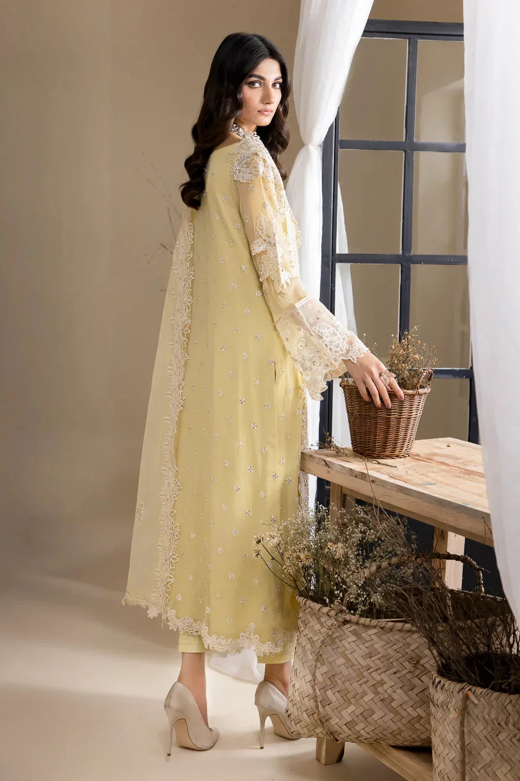Iznik | Chinnon Chiffon | CC-23 DELILAH - Rang-e-Khaas