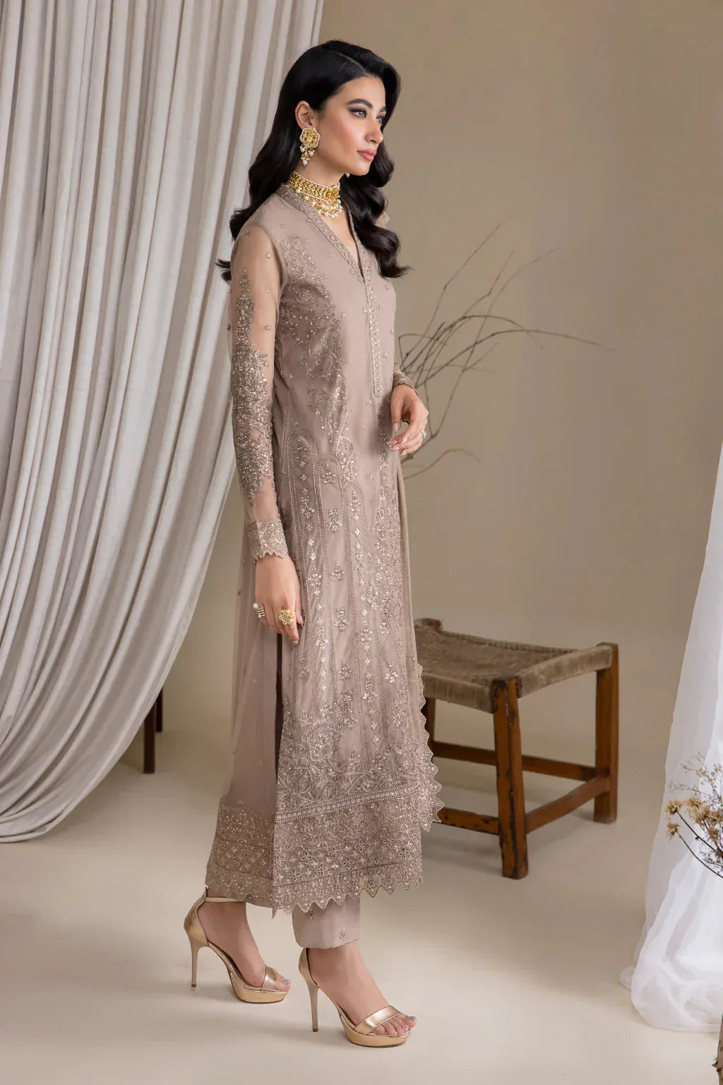 Iznik | Chinnon Chiffon | CC-30 VANESSA - Rang-e-Khaas