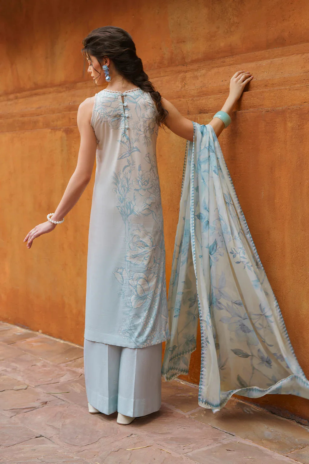 Iznik | Exclusive Lawn | UE-227 PRINTED LAWN - Rang-e-Khaas