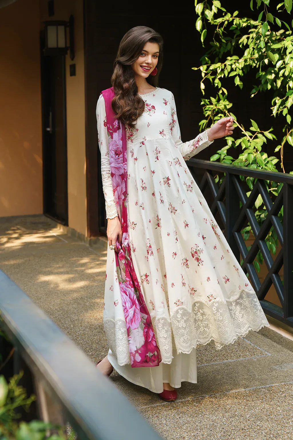 Iznik | Exclusive Lawn | UE-231 PRINTED LAWN - Rang-e-Khaas
