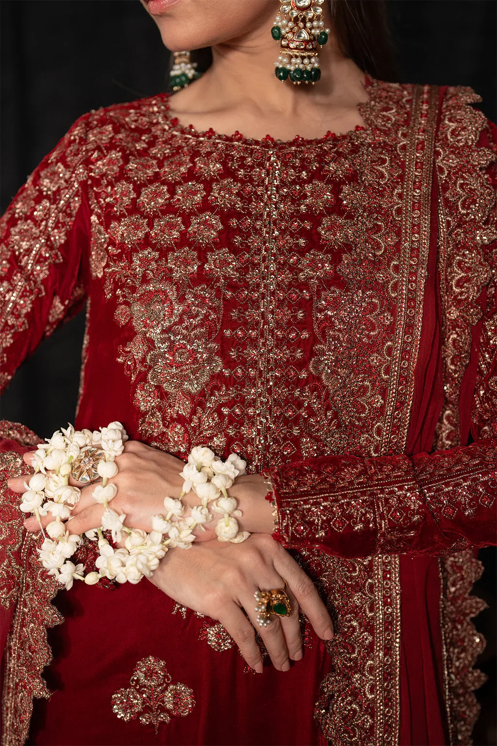Iznik | Exclusive Velvet | IV-40 - Rang-e-Khaas