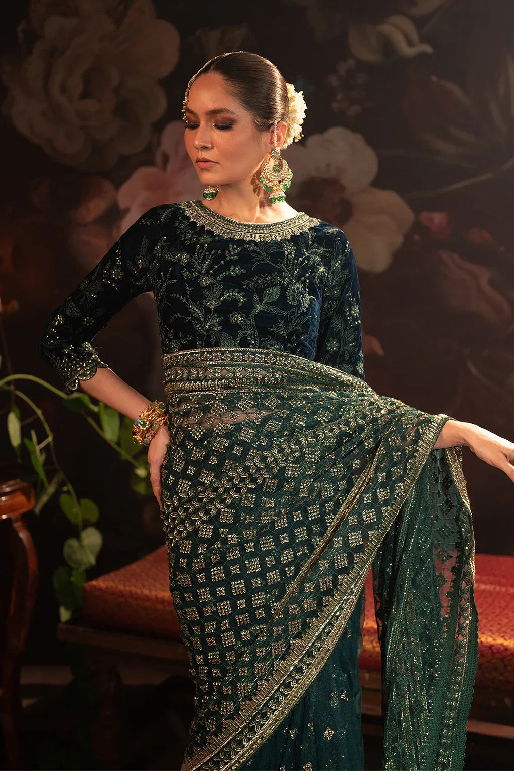 Iznik | Exclusive Velvet | IV-46 - Rang-e-Khaas