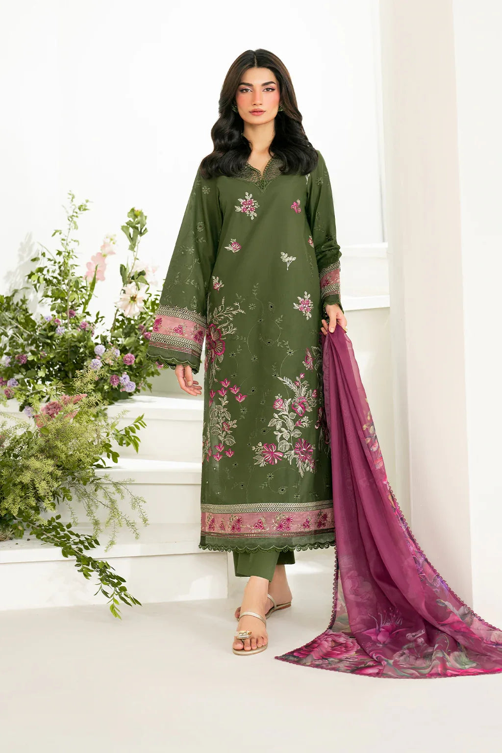 Iznik | Festive Edition | IFE-02 - Rang-e-Khaas