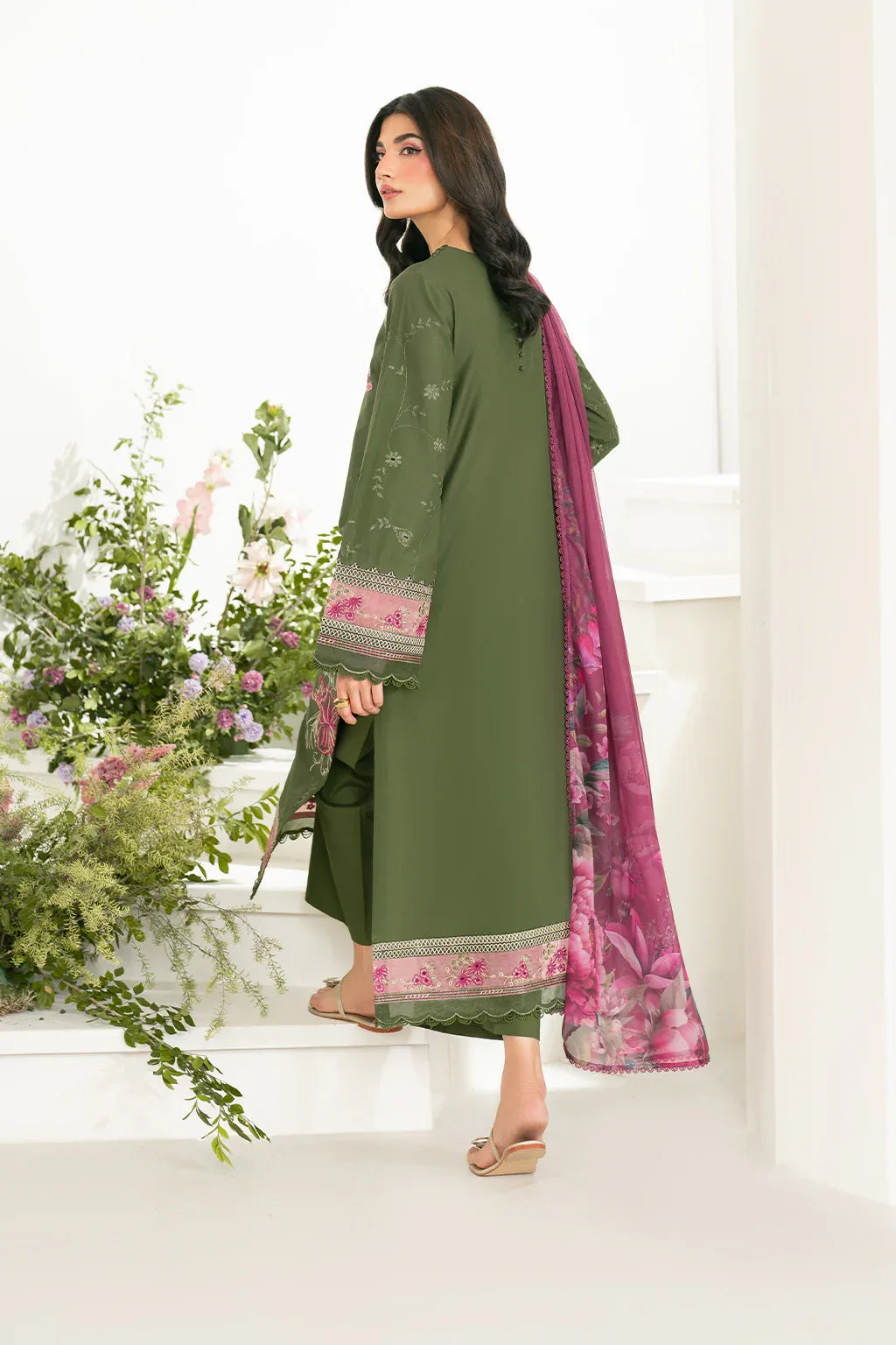 Iznik | Festive Edition | IFE-02 - Rang-e-Khaas