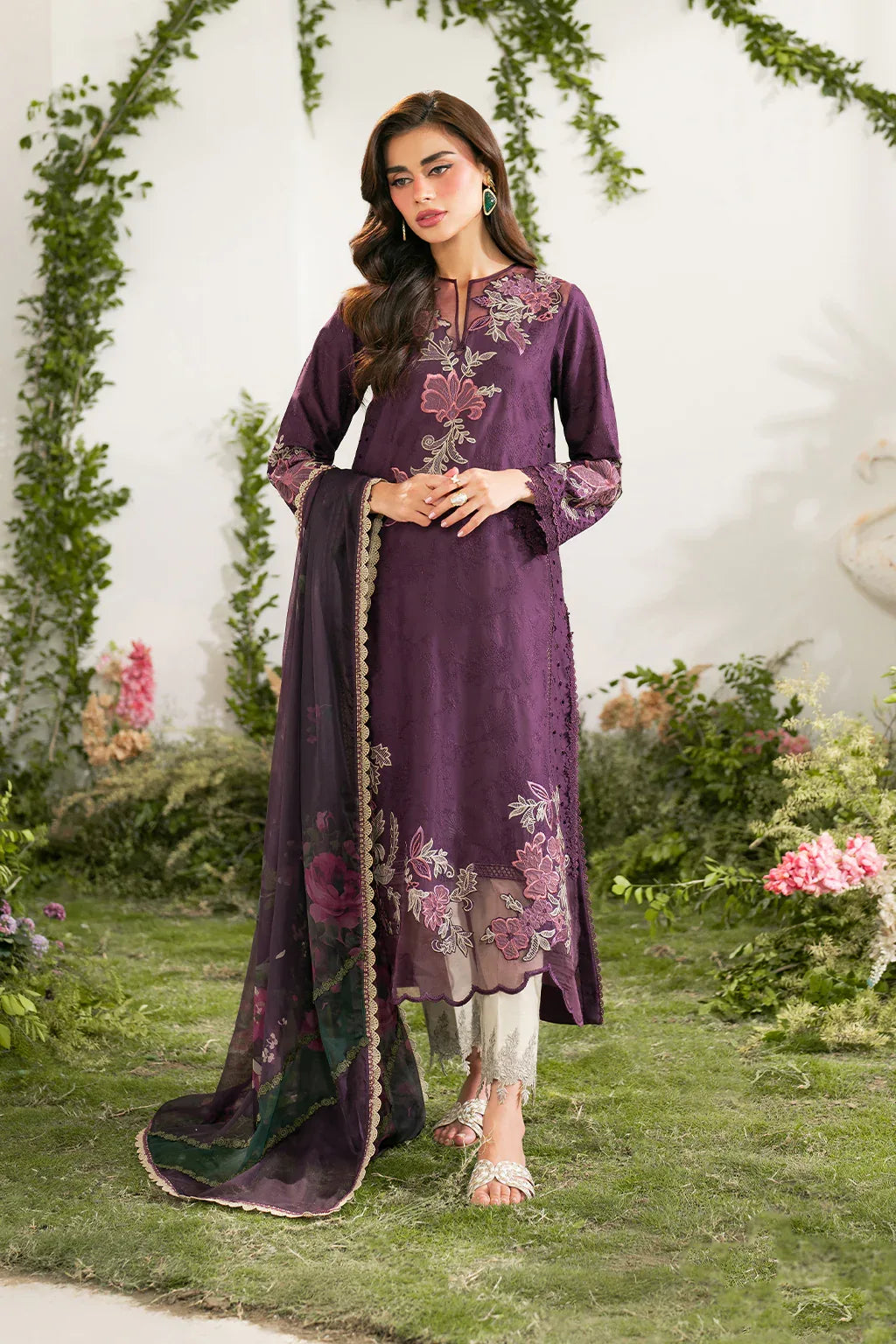 Iznik | Festive Edition | IFE-03 - Rang-e-Khaas