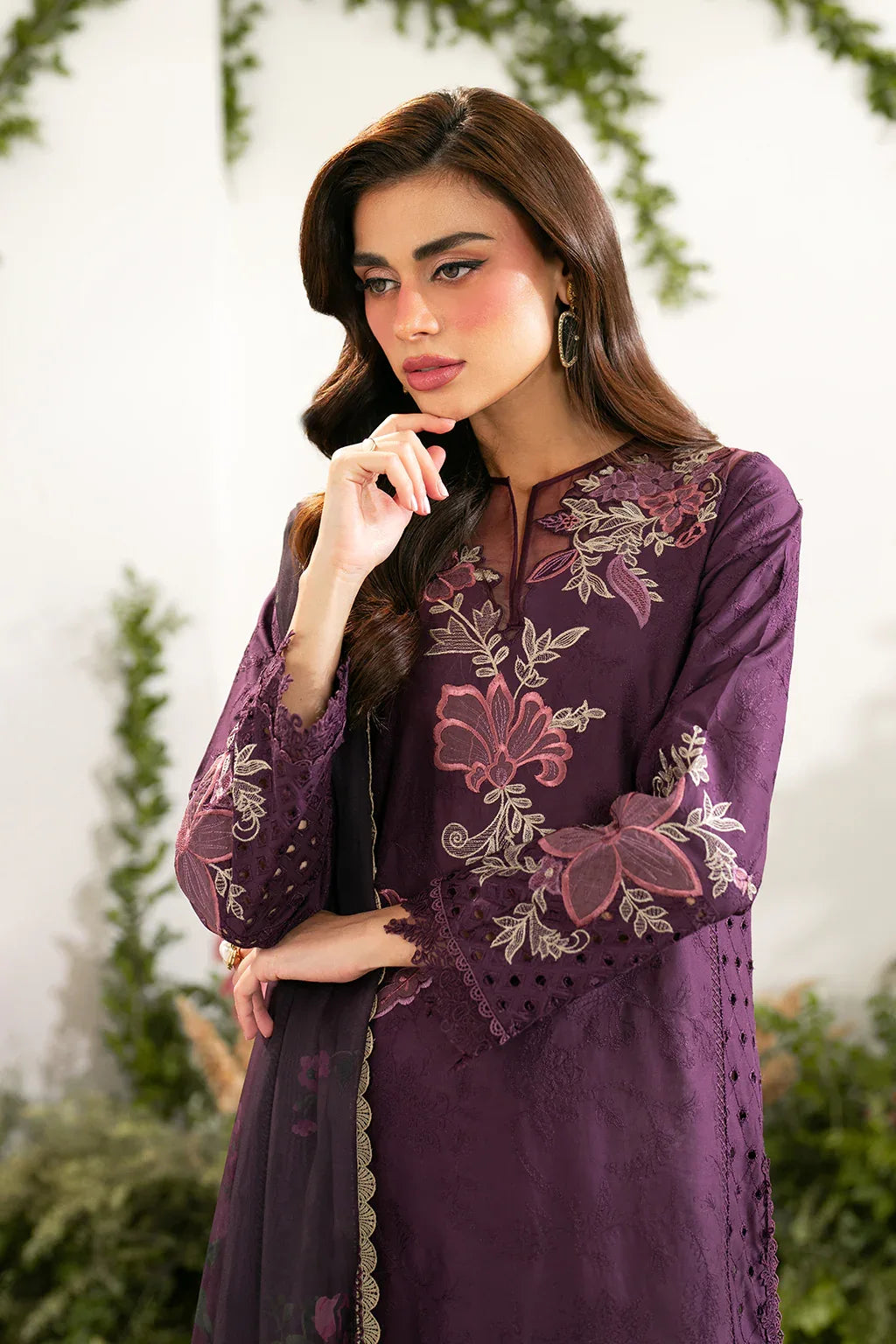 Iznik | Festive Edition | IFE-03 - Rang-e-Khaas