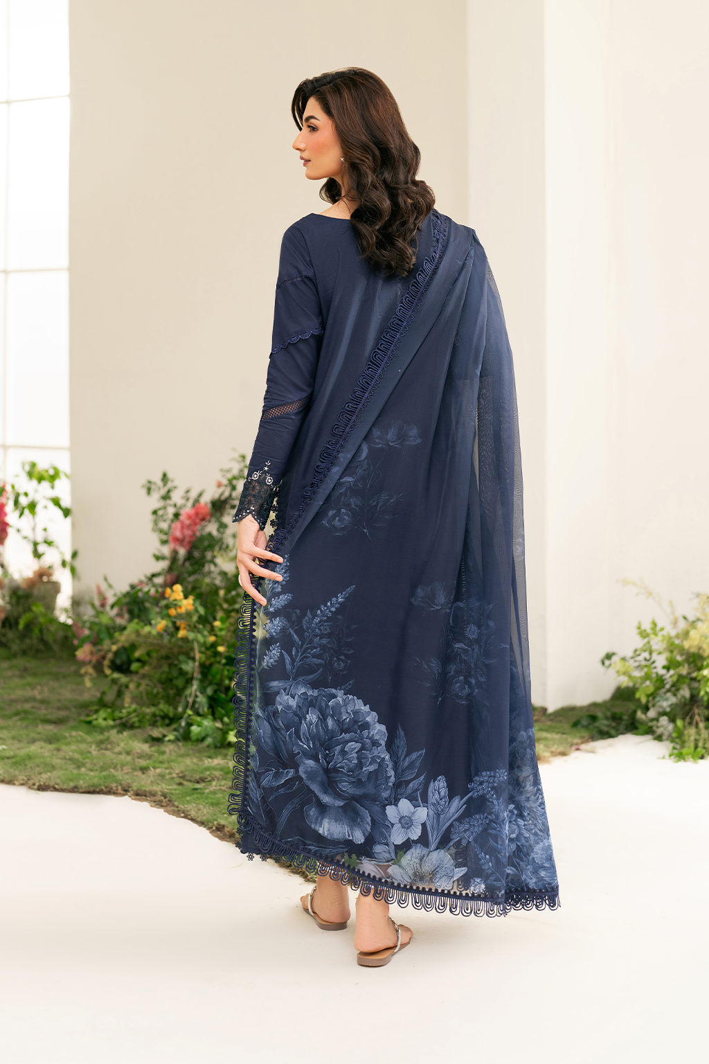 Iznik | Festive Edition | IFE-04 - Rang-e-Khaas