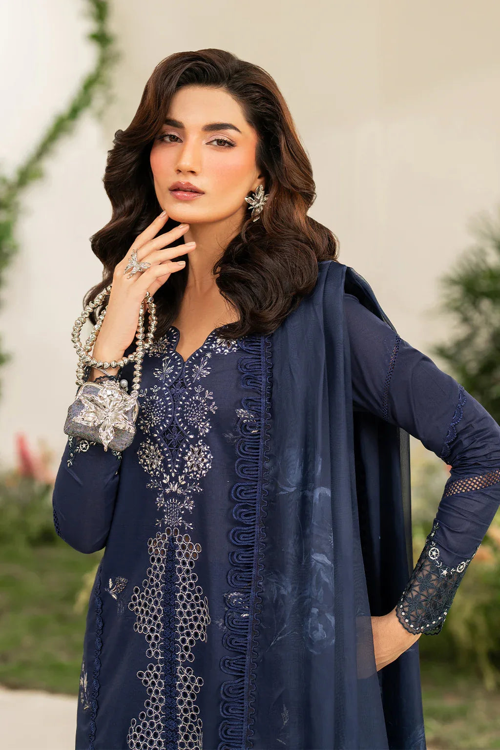 Iznik | Festive Edition | IFE-04 - Rang-e-Khaas