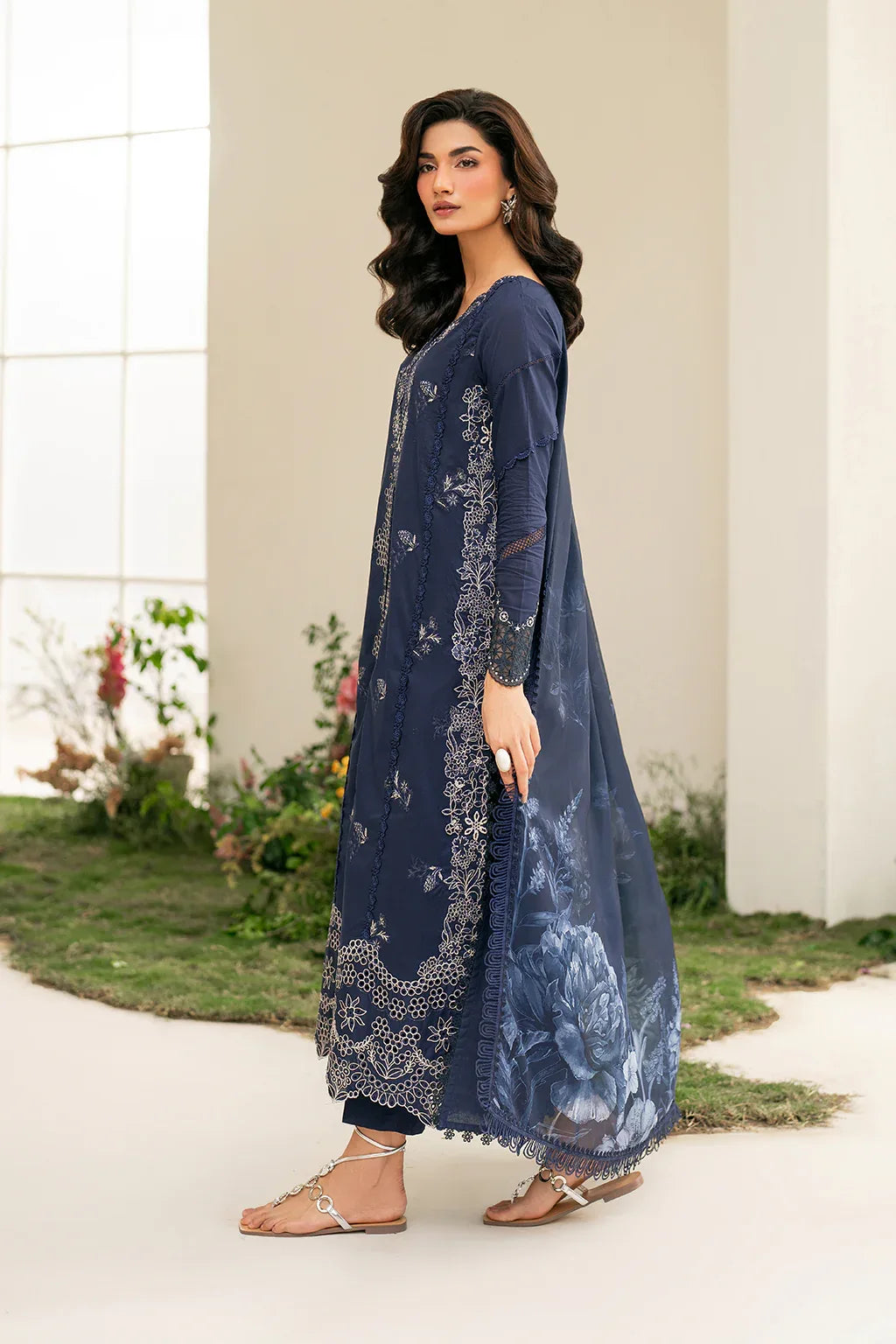 Iznik | Festive Edition | IFE-04 - Rang-e-Khaas