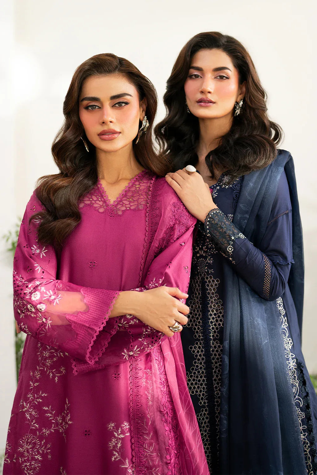 Iznik | Festive Edition | IFE-07 - Rang-e-Khaas